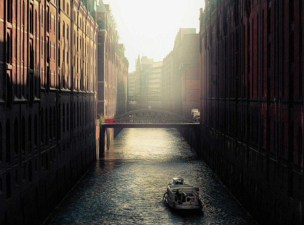 wie is siranoosh sayad